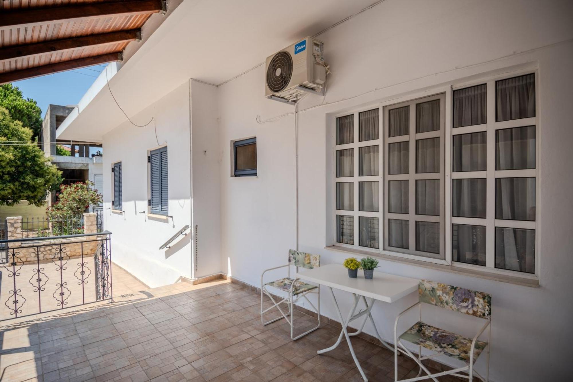 Grimihome Filiatra Exterior foto